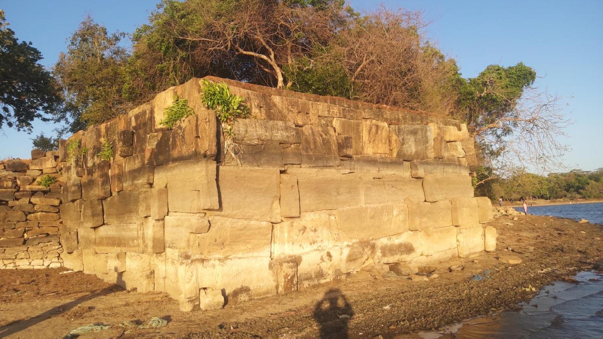 Lake Cabin Polonnaruwa Bagian luar foto